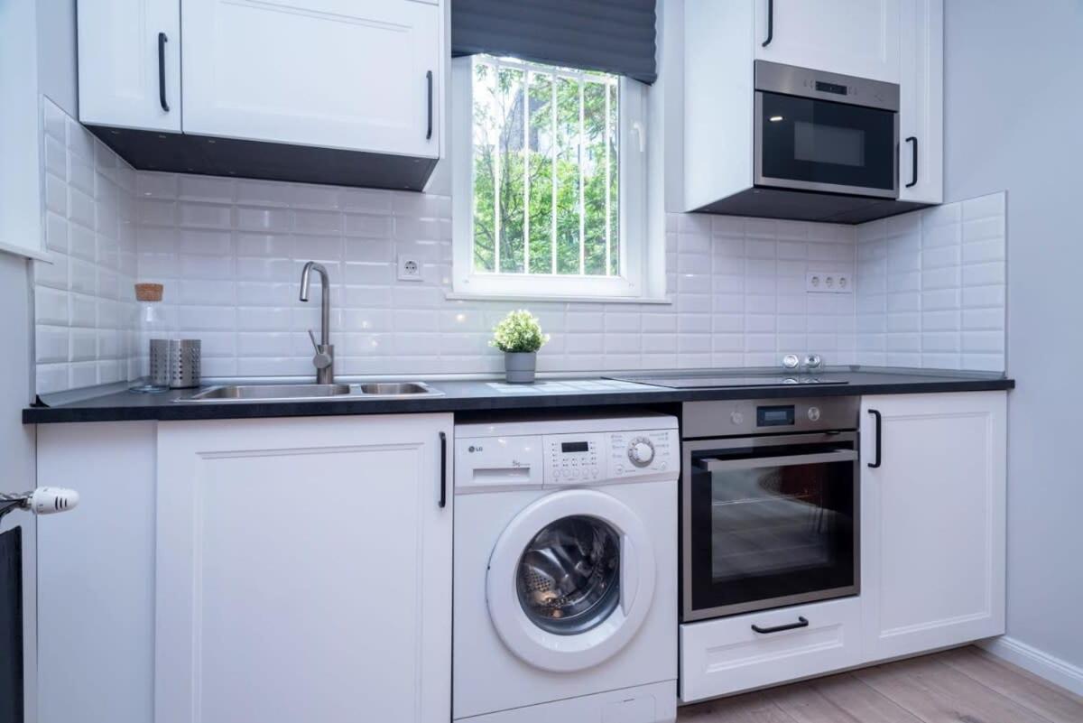 Super Central New Apartment With Air Conditioning Будапеща Екстериор снимка